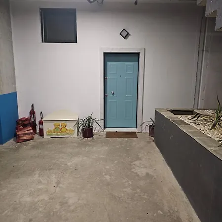 Stylish Two Bedroom House With Private Pool Вилла